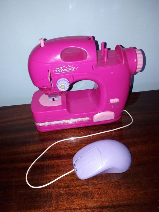 детская швейная машинка