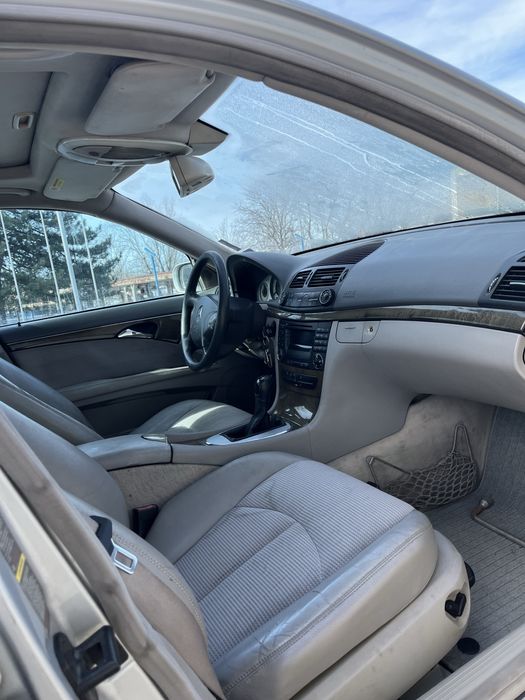 Mercedes e270 на части