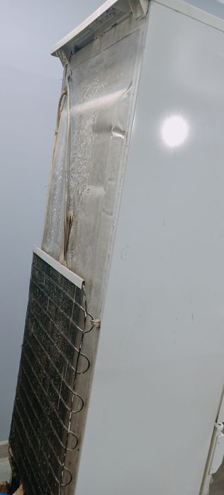 Холодильник Бирюса