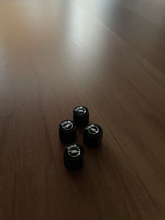 Капачки за вентил против кражба