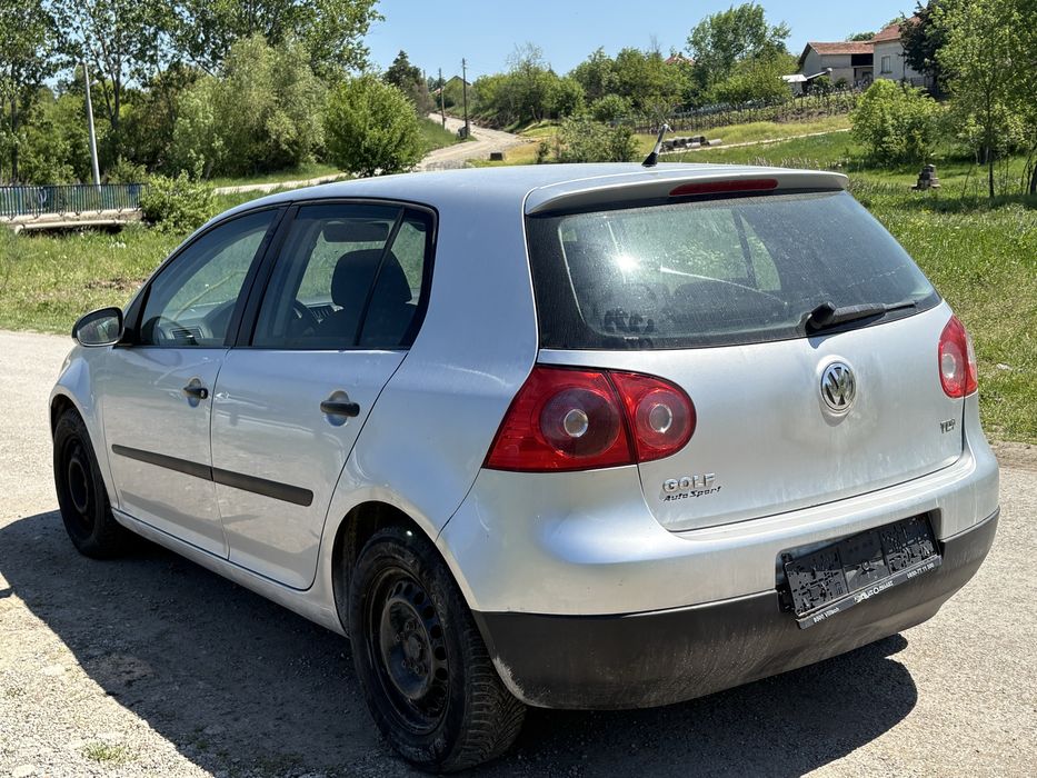 Golf V 1.9 TDI На части
