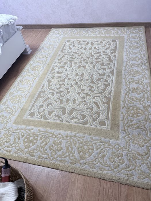 Продам ковер 160/230