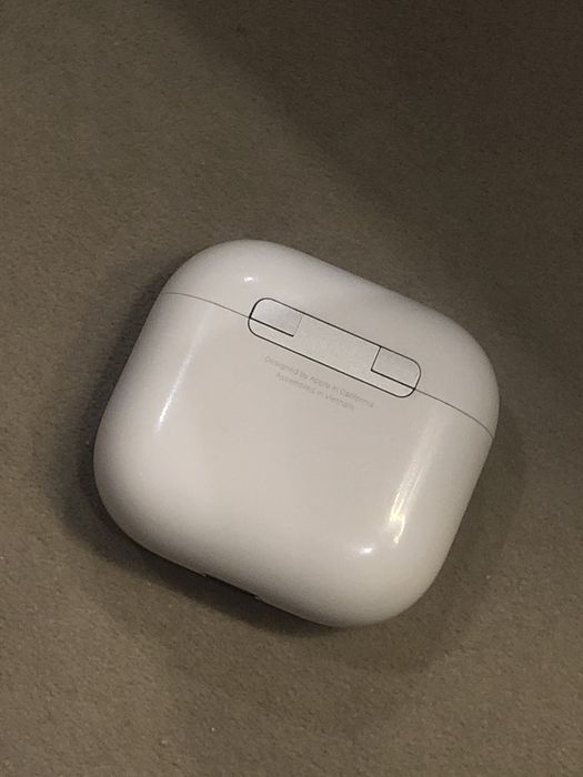 Airpods 4 (без ANC)