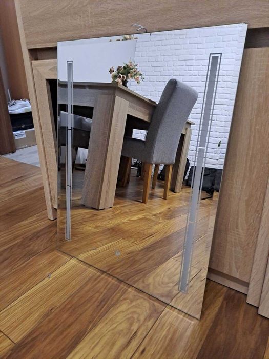 Почти ново Огледало за баня