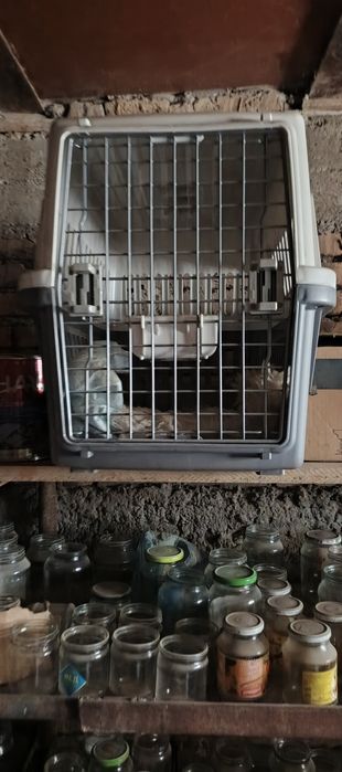 Продам переноску для кошек и собак
