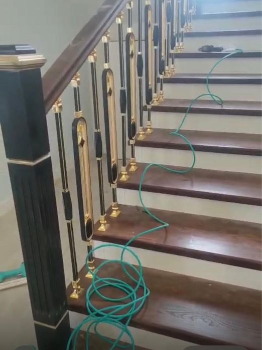 Лестницы из дерева и металла