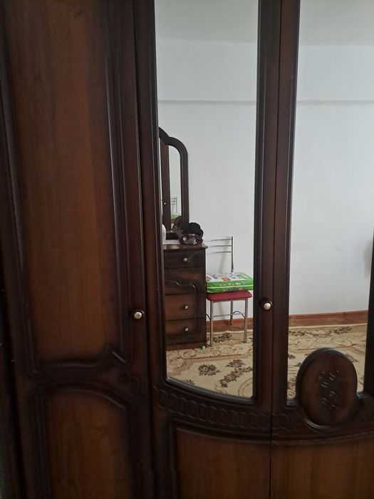 Срочно продается спальный гарнитур