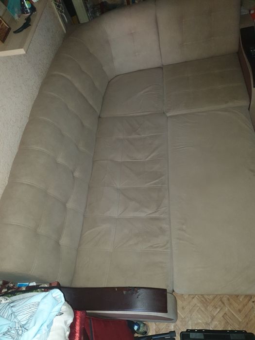 Продам диван угловой