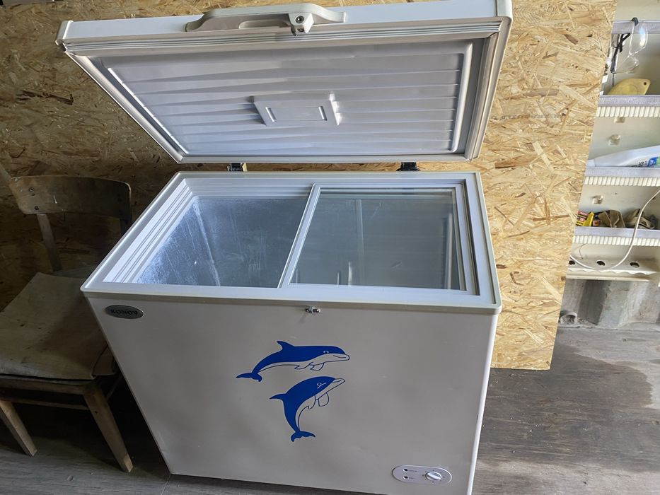Продаю Морозильник