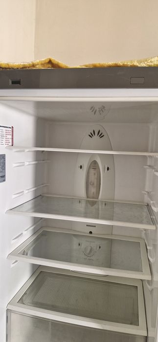 Срочно продам Холодильник