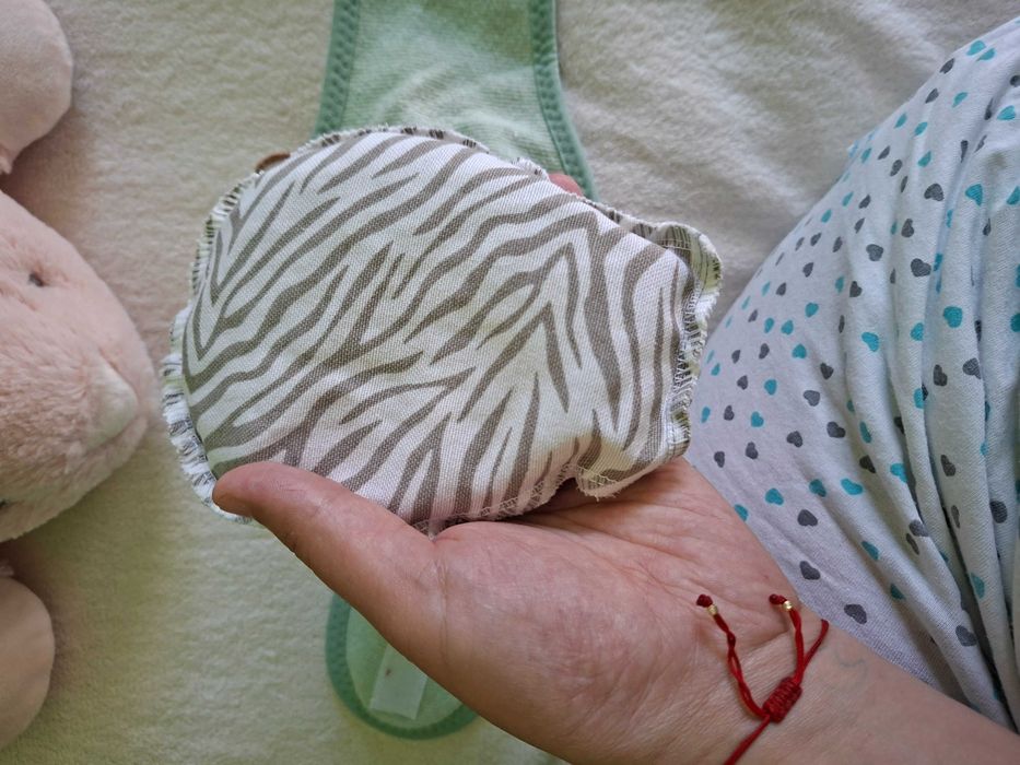 Колан за бебе анти колик с черешови костилки