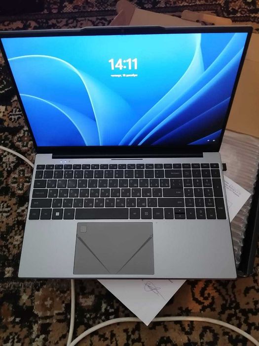 Ноутбук Castom обмен