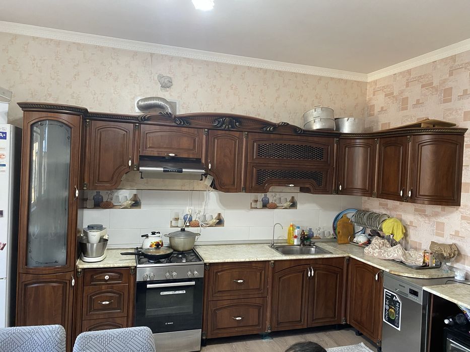 Кухонный гарнитур сатылады