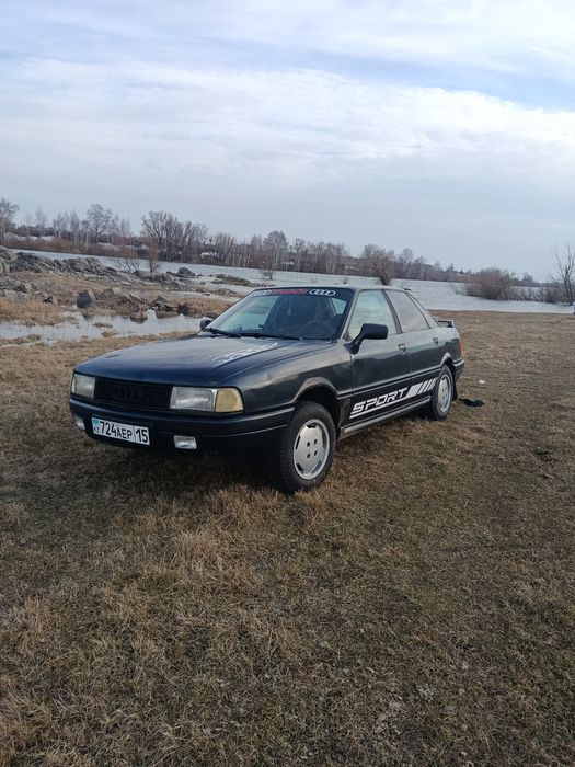 Продам Ауди 80 б3