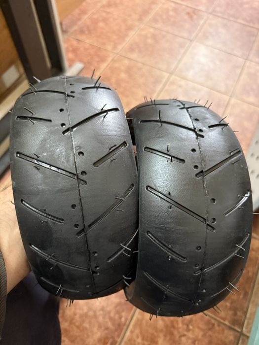 Външни гуми за тротинетка Tubeless 110/50/6.5