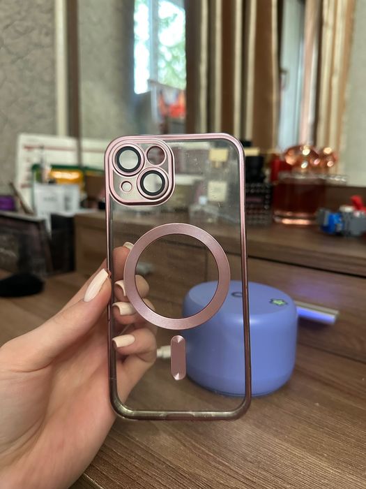 Чехлы на Iphone 14