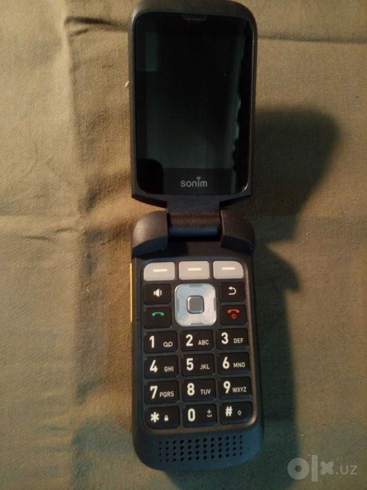 Продам кнопочный телефон Sonim XP3plus