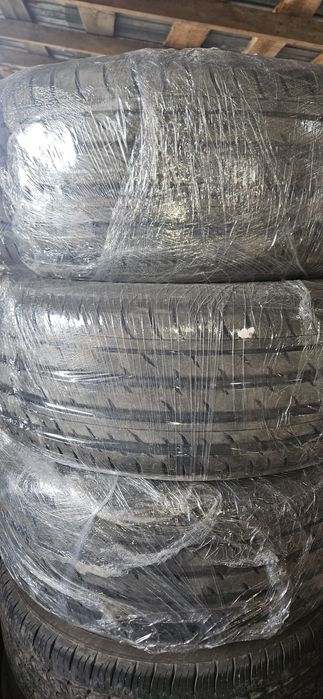 Продам  комплект резины с дисками