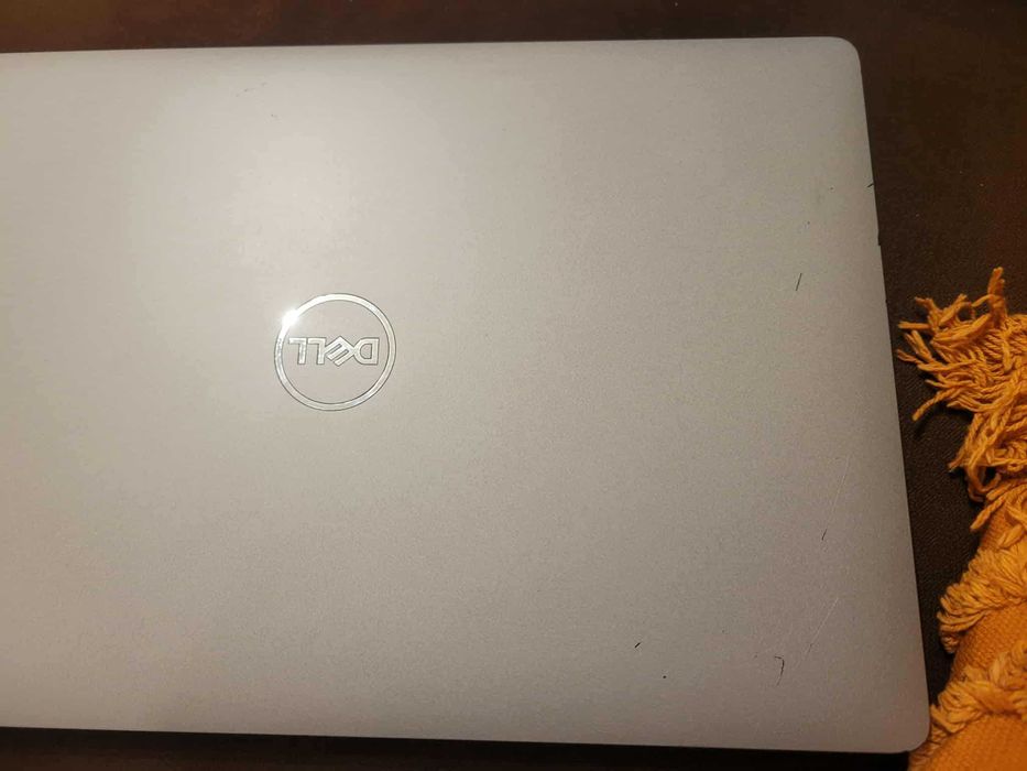 Лаптоп Dell Latitude 5511 - 1TB NVMe SSD, 32GB DDR4 RAM, I7-10780H