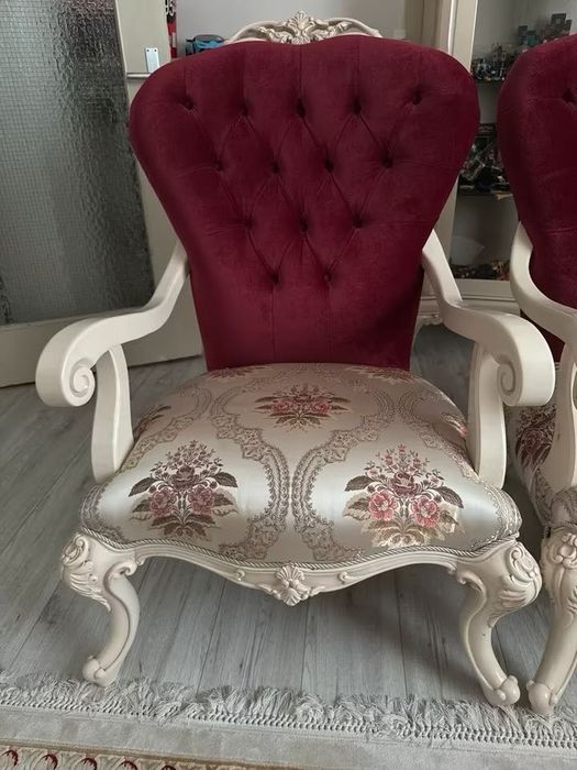 Scaune tip fotoliu in stil vintage