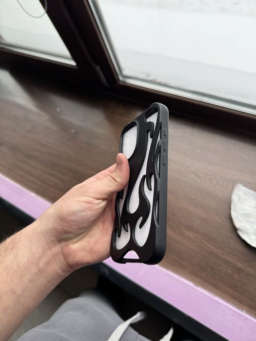 Чехол на iphone 17