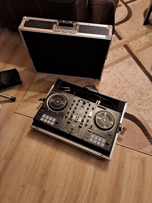 Кейс ,куфар за конзола