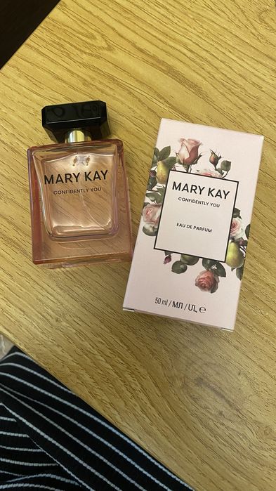 Mary Kay аромат Confidently you (новый)