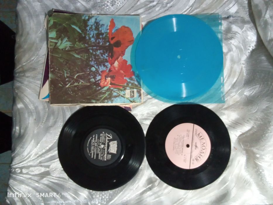 Патефонные и виниловые пластинки