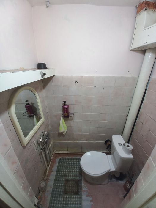 Арендага 1 хона 2 этаж Гагарина Богишамолда жойлашган.Агентство