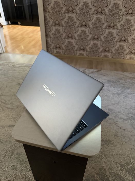 Huawei MateBook D 16 / Core i5