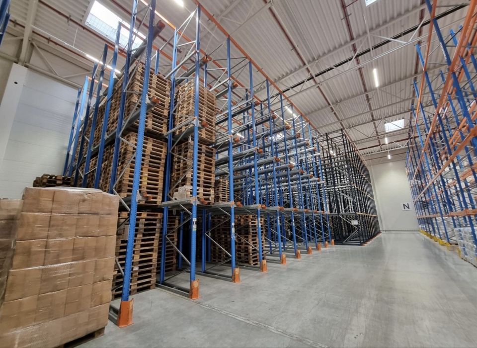 Rafturi metalice industriale