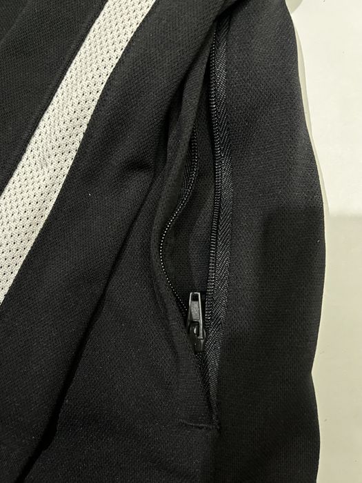 Under Armour мъжко тънко яке , XS