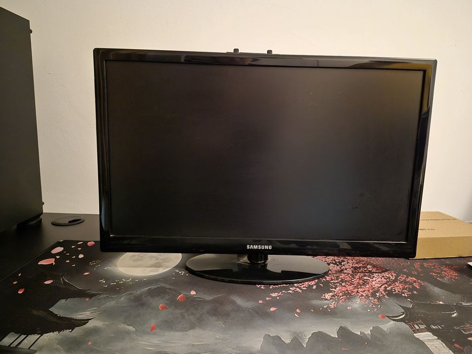 Televizor samsung 55cm