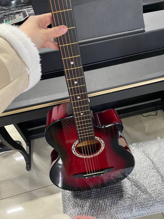 Gitara holati yangi