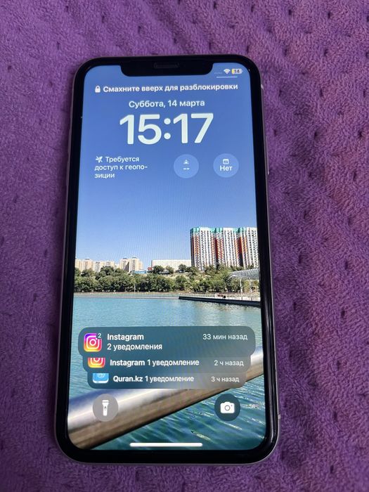 Продается идеальный айфон хр 128гб
