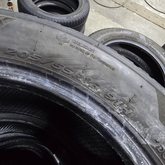 2x 205/55/16 M+S HANKOOK 2023 Stare excelentă