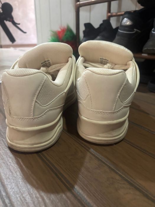 Bershka обувки 42