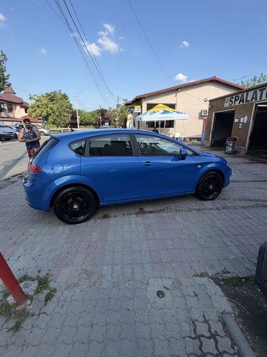 Seat leon 1.9tdi mai multe detali la telefon
