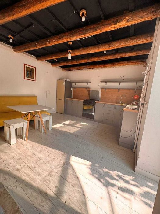 Продам участок 4,5 сотки в Яшнабадском районе.М.Ашрафий