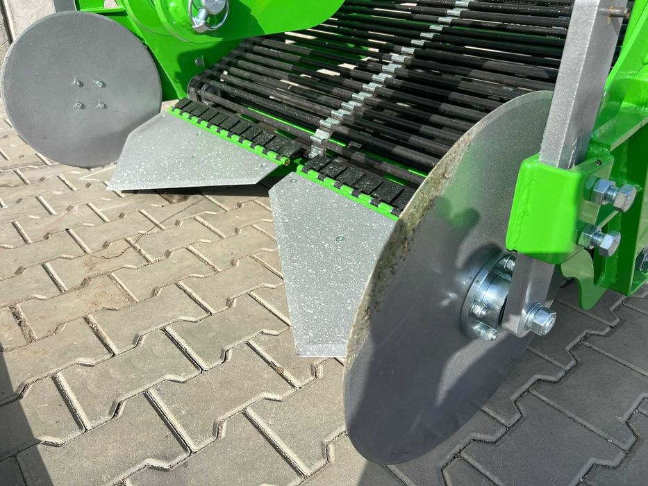 Машина за вадене на картофи, лук, чесън Bomet – 1,5 м (Нова) + видео