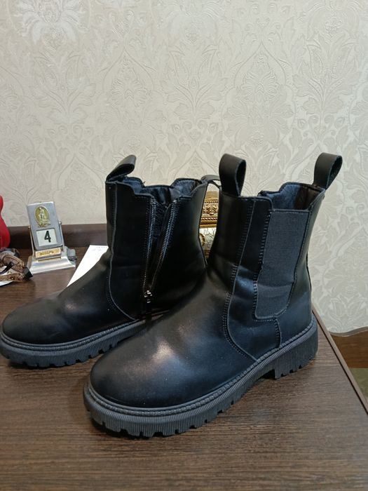 Сапоги черные с мехом