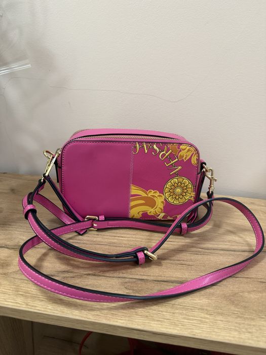 Чанта на Versace