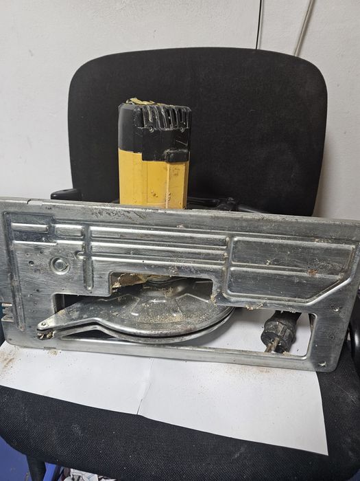 Circular dewalt Amanet Canta