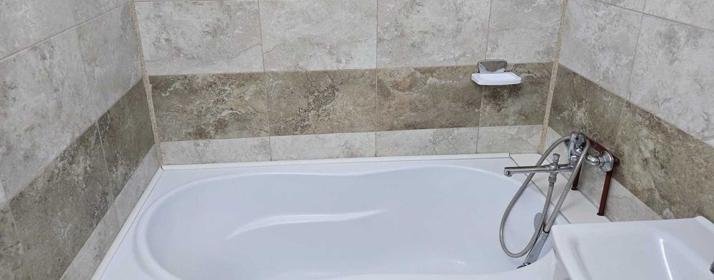 Personă fizică ofer spre inchiriere apartament cu o cameră