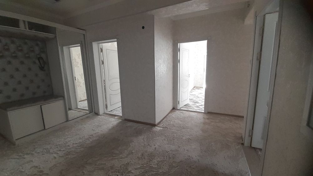 3 xonali 119kv.m  kvartira sotiladi.