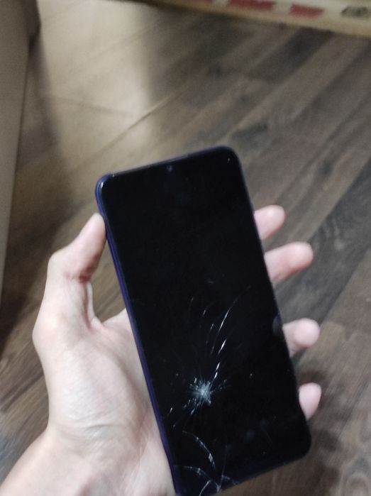 Samsung a03s телефон