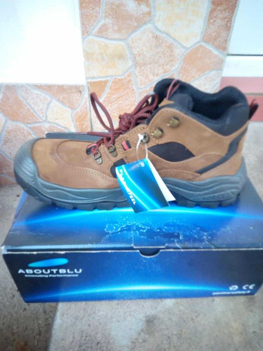 НОВИ ЗИМНИ работни обувки ABOUTBLU Sherpa S3 SRC
