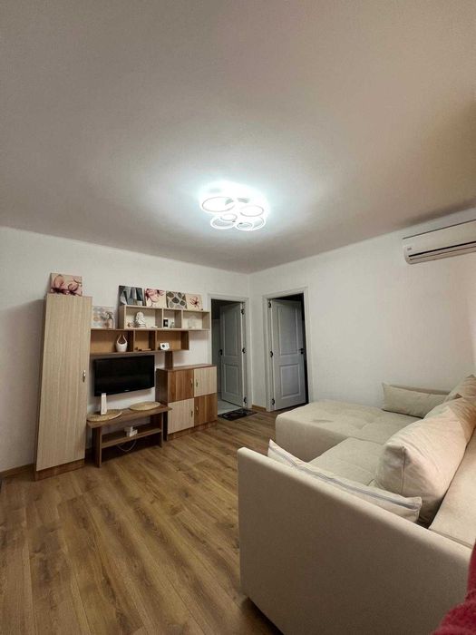 PF inchiriez Ap 2 Camere zona Palas Campus