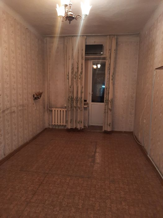 Квартира 4 комнаты. Большой балкон. Центр ЦУМ