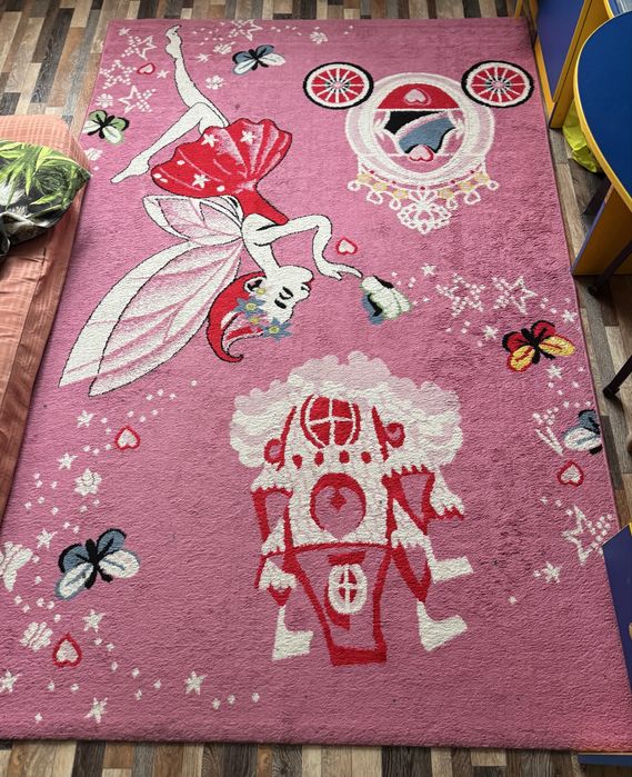 Ковры, детские .